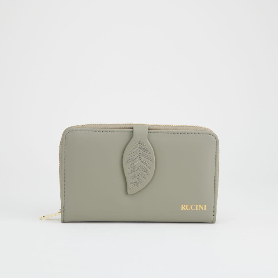 Leaf Snap Purse